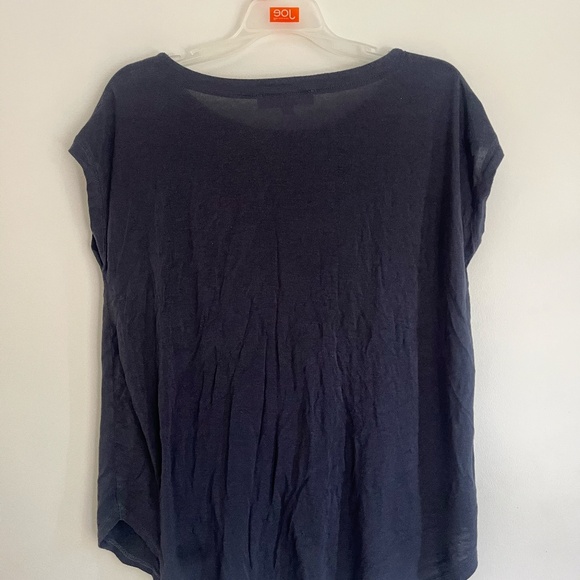 Loft Top - Picture 3 of 3